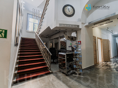 Клинический санаторий «Элорма», Кисловодск. Холл